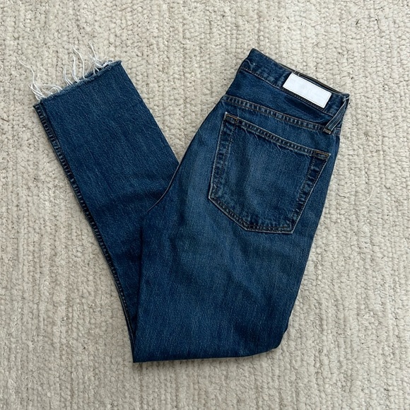 RE/DONE Originals High Rise Rigid Crop in Dark Wash jeans raw hem size 26 - Picture 2 of 7